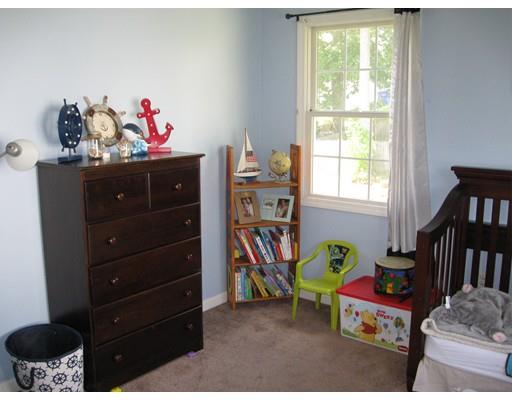 56 Gates Ave, Springfield, MA 01118 photo 21