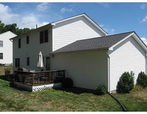 56 Gates Ave, Springfield, MA 01118 photo 2