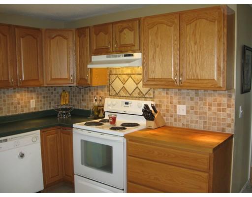 56 Gates Ave, Springfield, MA 01118 photo 7
