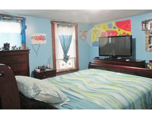 591 Plainfield St, Springfield, MA 01107 photo 9