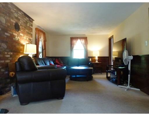 78 Peckham Rd, Acushnet, MA 02743 photo 4
