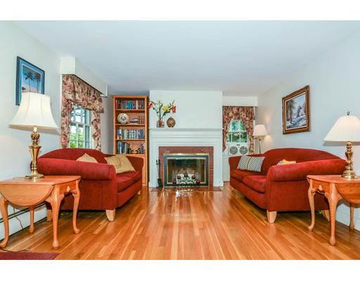 33 Hillside Rd, Reading, MA 01867 photo 4