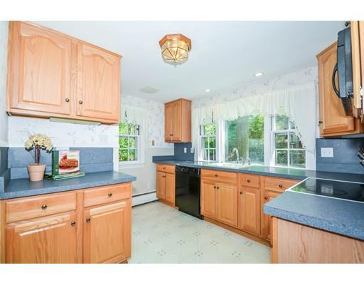 33 Hillside Rd, Reading, MA 01867 photo 9