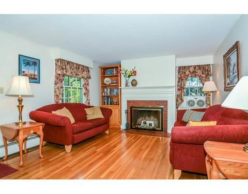 33 Hillside Rd, Reading, MA 01867 photo 5