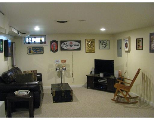 759 Pendleton Ave, Chicopee, MA 01020 photo 18