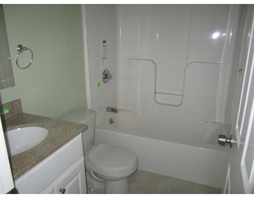 93 Stuart St, Springfield, MA 01119 photo 24