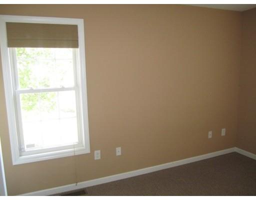 93 Stuart St, Springfield, MA 01119 photo 19