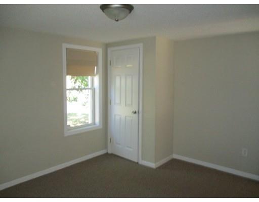 93 Stuart St, Springfield, MA 01119 photo 21