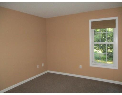 93 Stuart St, Springfield, MA 01119 photo 18
