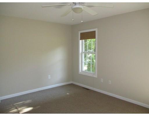 93 Stuart St, Springfield, MA 01119 photo 13