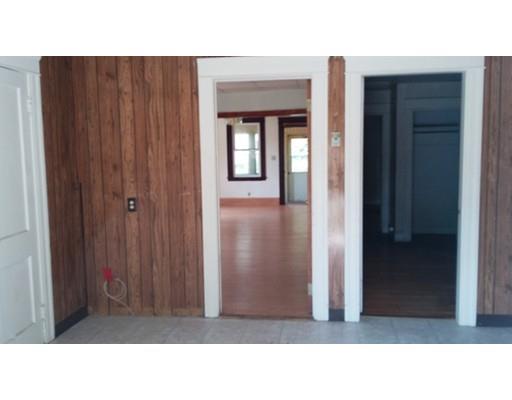 15 Vineyard St, Worcester, MA 01603 photo 4