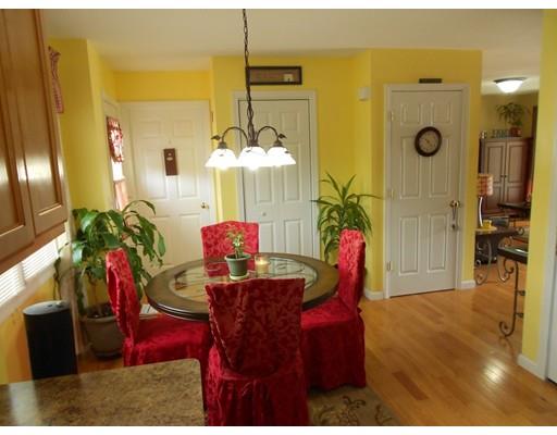 114 Maple St #A, Easthampton, MA 01027 photo 6