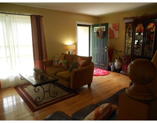 114 Maple St #A, Easthampton, MA 01027 photo 7