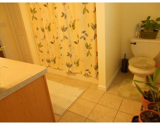 114 Maple St #A, Easthampton, MA 01027 photo 10