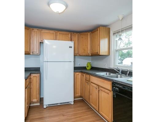 74 Aldrew Ter, Springfield, MA 01119 photo 10