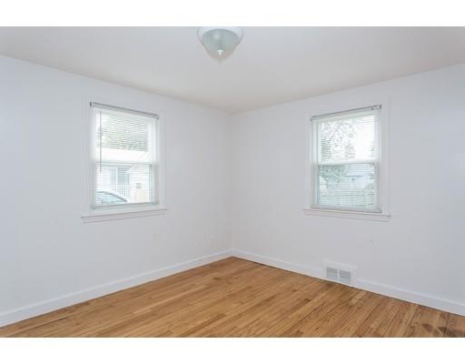 74 Aldrew Ter, Springfield, MA 01119 photo 15