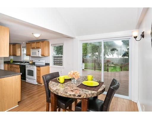 74 Aldrew Ter, Springfield, MA 01119 photo 5