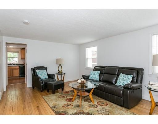 74 Aldrew Ter, Springfield, MA 01119 photo 2