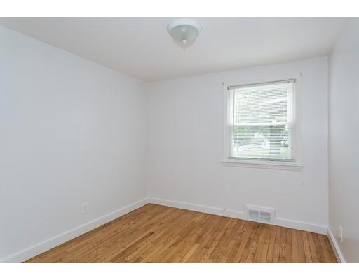 74 Aldrew Ter, Springfield, MA 01119 photo 11