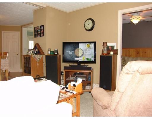 49 Norman St, Fall River, MA 02720 photo 7
