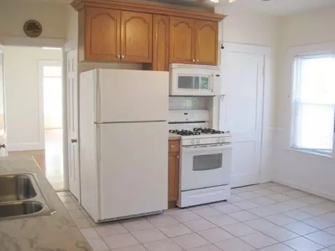 67-69 Thomas St, Dedham, MA 02026 photo 5