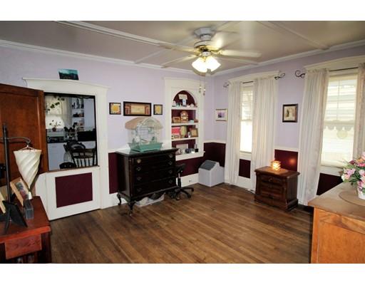 44 E Main St, Gloucester, MA 01930 photo 3