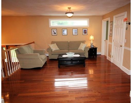 43 Bennett St, Gloucester, MA 01930 photo 9