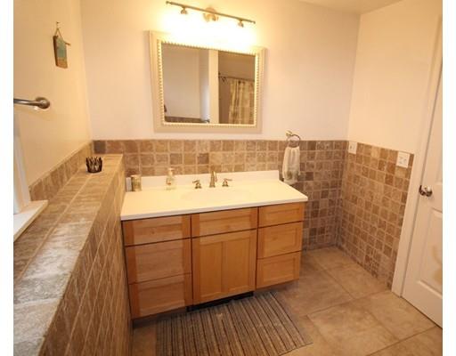 43 Bennett St, Gloucester, MA 01930 photo 11