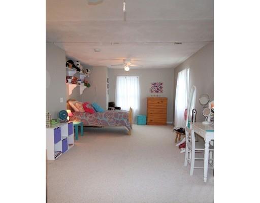 43 Bennett St, Gloucester, MA 01930 photo 8