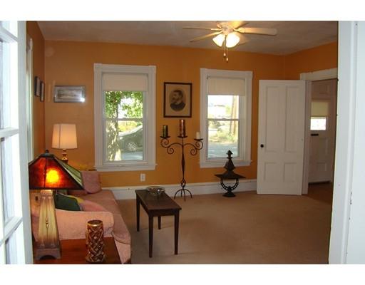 74 Mount Vernon St, Reading, MA 01867 photo 8