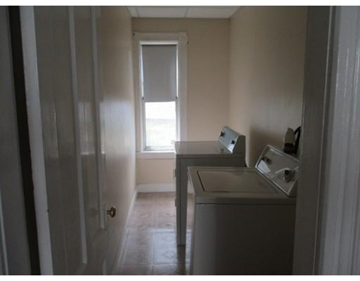 9 Kosta St, Worcester, MA 01607 photo 5