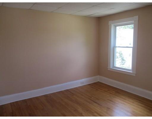 9 Kosta St, Worcester, MA 01607 photo 13