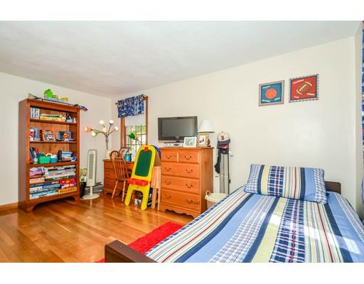 36 Colonial Dr, Reading, MA 01867 photo 10