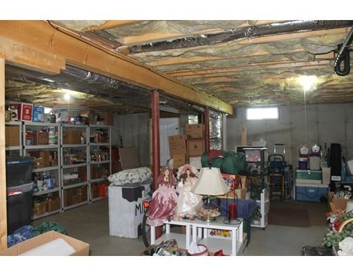 16 Bernard St, Chicopee, MA 01013 photo 17