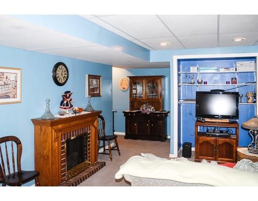 16 Bernard St, Chicopee, MA 01013 photo 14