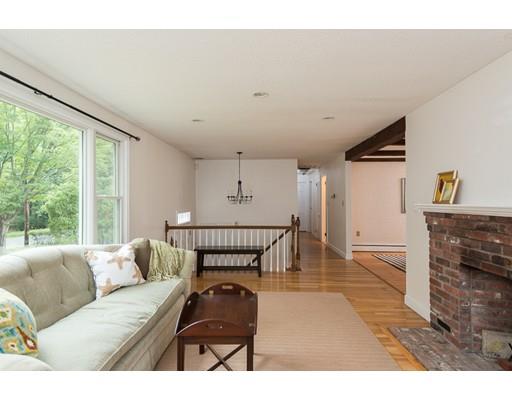 29 Harvest Ln, Hingham, MA 02043 photo 5