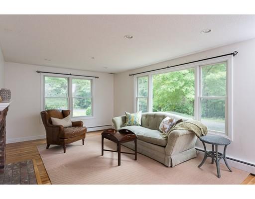 29 Harvest Ln, Hingham, MA 02043 photo 3