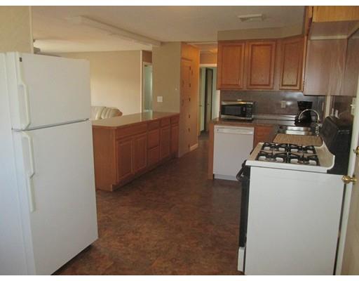 1 Oak Tree Ln, Webster, MA 01570 photo 11