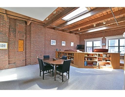 33 Sleeper St #604, Boston, MA 02210 photo 1