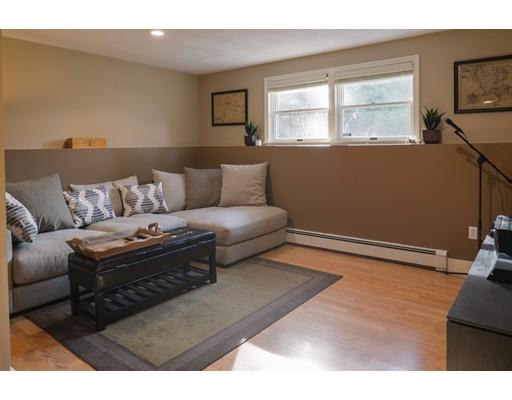 20 Pew Ave, Gloucester, MA 01930 photo 14