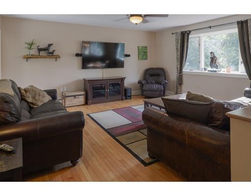 20 Pew Ave, Gloucester, MA 01930 photo 3