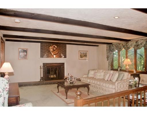 76 North St, Danvers, MA 01923 photo 3