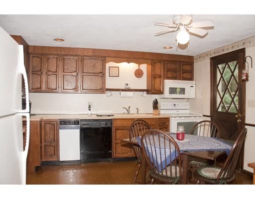 76 North St, Danvers, MA 01923 photo 4