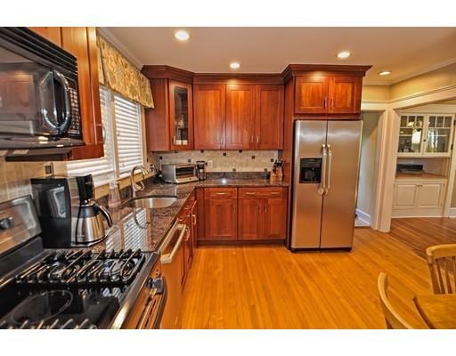 76 Birchland Ave, Springfield, MA 01119 photo 16