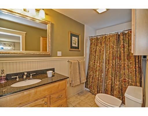 76 Birchland Ave, Springfield, MA 01119 photo 27