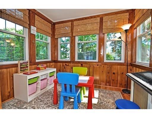 76 Birchland Ave, Springfield, MA 01119 photo 23