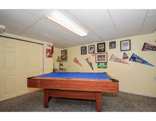 35 Bates Ave, Worcester, MA 01605 photo 18