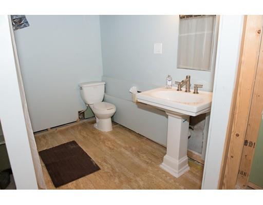 8 Emery St, Worcester, MA 01604 photo 19