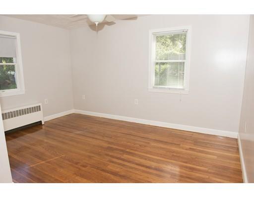 8 Emery St, Worcester, MA 01604 photo 11