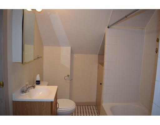 33 Beech St, Lowell, MA 01850 photo 11